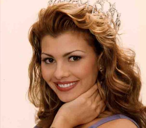 Miss USA 1996 – Ali Landry.