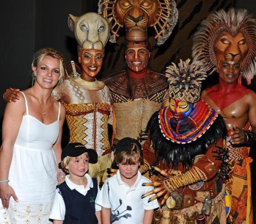 La princesa del pop Britney Spears comparte con sus hijos Jayden James y Sean Preston, a quienes tuvo cuando estaba casada con el bailarín y rapero Kevin Federline.