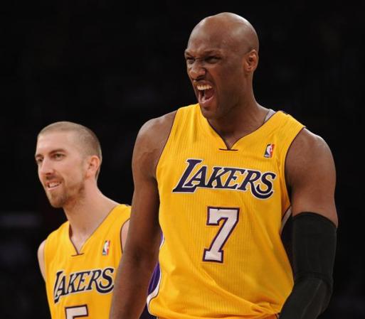 No sabemos si Lamar Odom, quien jugaba para Los Angeles Lakers, está triste o feliz. Sólo su esposa Khloe Kardashian podría descifrar.