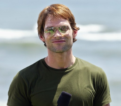 Seann William Scott además de ser super sexy te hará reir.