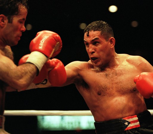 El 8 de abril del 2000, Camacho se enfrentó a Bob Elkins en la Joe Louis Arena de Detroit, Michigan.