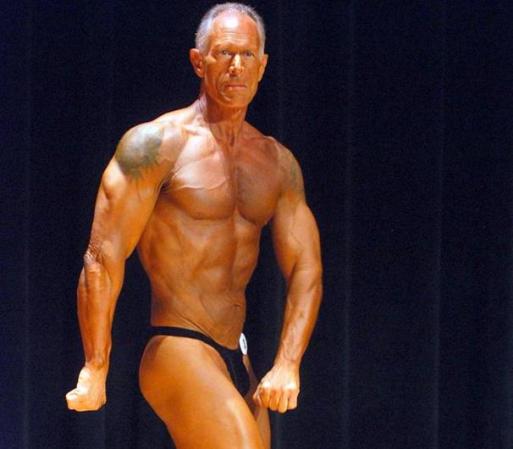 Carlos Álvarez compitió en el National Physique Competition South Florida Body Building Tournament.