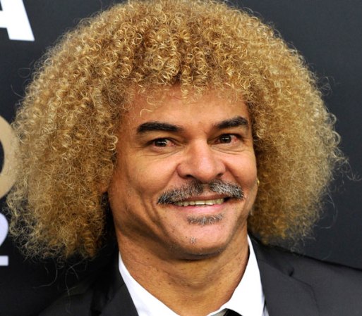 La melena afro de Carlos, "El Pibe" Valderrama, ex futbolista colombiano con una brillante carrera. Participó en tres mundiales, Italia 90, Estados Unidos 94 y Francia 98.