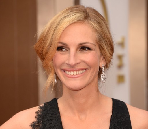 Julia Roberts: afirman que no se baña seguido para conservar agua.