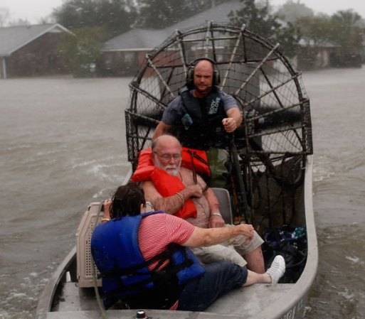 Las víctimas fueron rescatadas en lo que se llamó "evacuaciones relámpago.