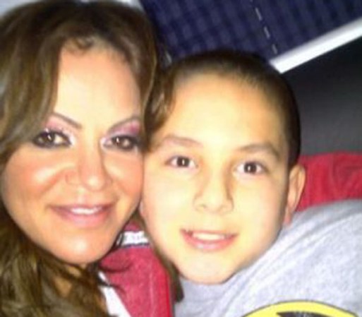 Siempre se mostró muy cercana a Johny, el más pequeño de sus hijos.