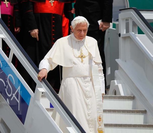 Benedicto XVI llega al aeropuerto "José Martí" en La Habana.