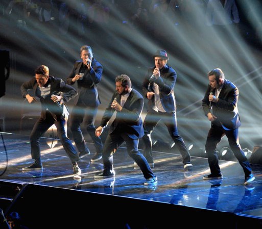 La breve reunión de la que fuera la banda N’Sync provocó momentos de gran locura, pues no se les veía juntos desde hace años.