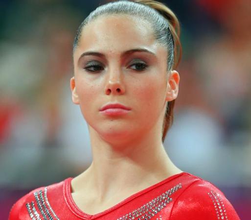 McKayla Maroney, tiene dos hermanos, Tarynn y Kav. Siempre quiso ser una gimnasta de élite. De niña decía "Me gustaría hacer como Tarzán y correr en cuatro patas". Su madre amenazaba con "tengo que ponerla a hacer gimnasia, ella es una locura".