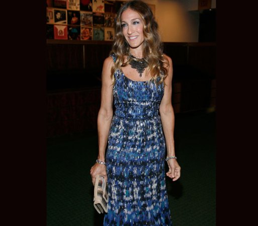 Alcanzó la fama al interpretar a Carrie Bradshaw en la serie televisiva Sex and the City, entre 1998 y 2004.