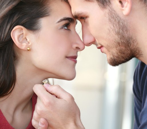 Quizás estés obligada a definir tus relaciones, pero Escorpio está listo para el reto y quiere compartirlo todo, desde los arreglos de vivienda hasta los más profundos y oscuros secretos .