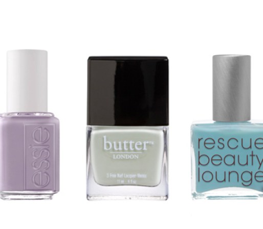 Relájate con los azules, verdes y lavanda helada. <br />Esmalte de uñas Rescue Beauty. Conseguilo en rescuebeauty.com por $18. <br />Esmalte de uñas Butter London en Bossy Boots. Conseguilo en butterlondon.com por $14. <br />Esmalte de uñas Essie en Bangle Jangle. Conseguilo en drugstore.com.