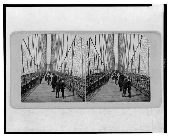 Roebling había calculado que con los soportes de cable metálico el puente era seis veces más resistente de lo estrictamente necesario.