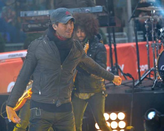 Enrique Iglesias subió la temperatura de sus fans.