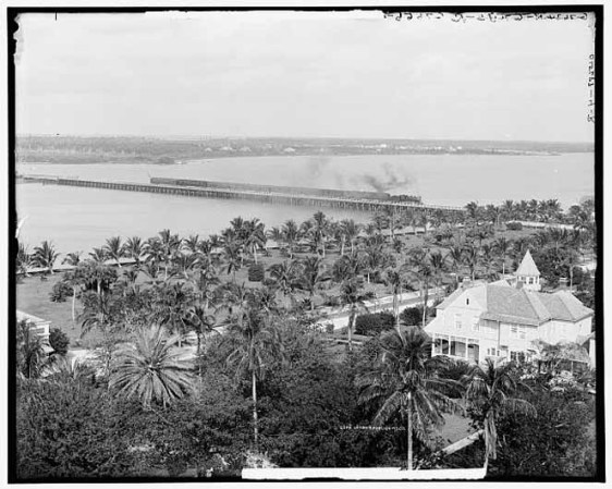 El esplendor y la belleza de una ciudad del sur de la Florida en sus primeros tiempos.