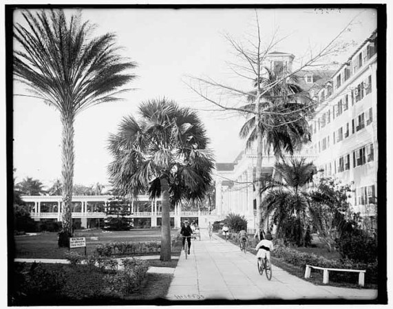 El esplendor y la belleza de una ciudad del sur de la Florida en sus primeros tiempos.