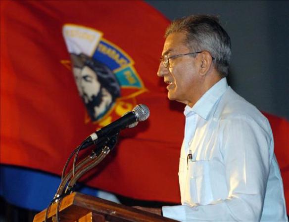 29 DE JULIO, 2013: Dirigentes de los partidos comunistas de Cuba y Corea del Norte conversaron hoy en Pyongyang sobre temas de interés común, informaron medios oficiales cubanos.