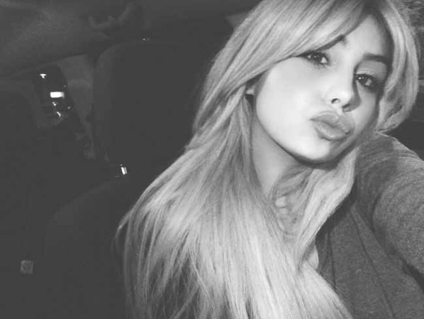 Alexa Dellanos: genio, figura y la belleza de su madre Myrka.