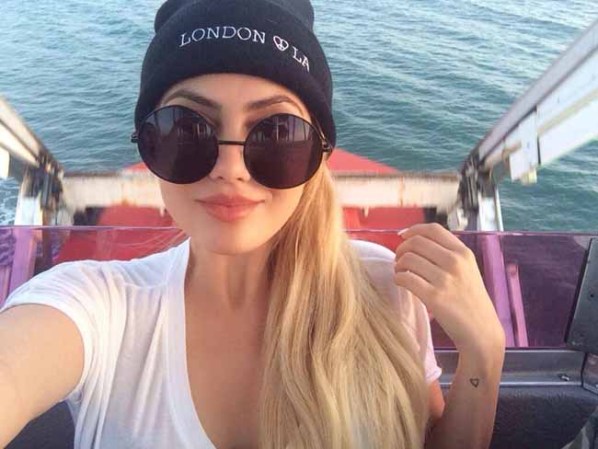 Alexa Dellanos: genio, figura y la belleza de su madre Myrka.