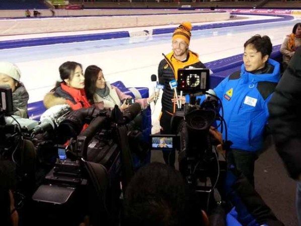 Michel Mulder: el rubio que deja locas a las féminas de Sochi.