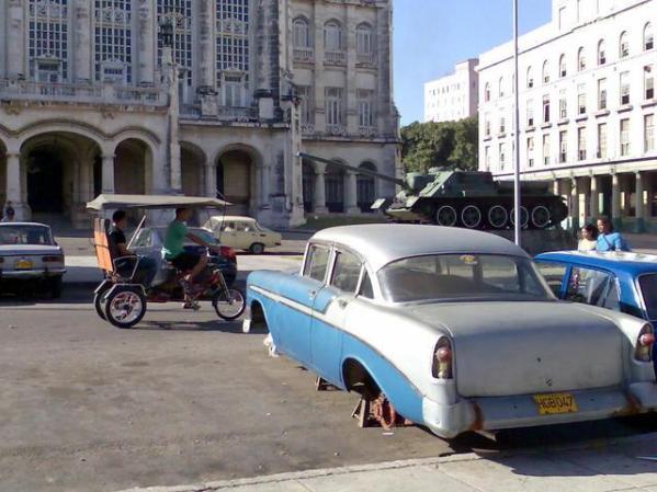 Cuba es un museo de autos reliquia. Mira estas fotos enviadas por los amigos de Telemundo 51, desde Cuba.