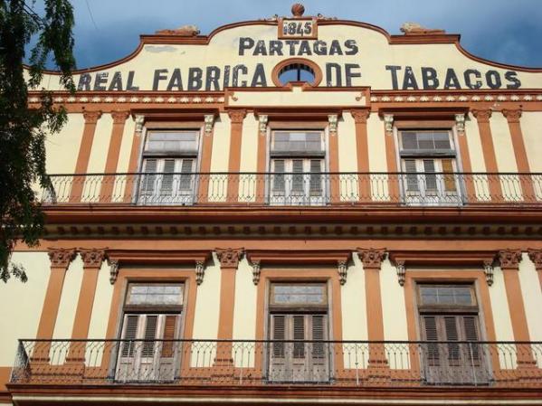 REAL FABRICA DE TABACOS - HABANA