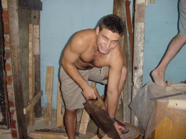 haciendo la barbacoa del gao en centro habana