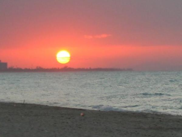 ATARDECER EN VARADERO . <br /> ¿Tienes fotos como esta? Quieres compartirlas? Hazlo aquí <br />