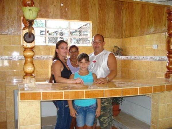 remodelando una cocina en cuba, cotorro, miren que lujo y originalidad