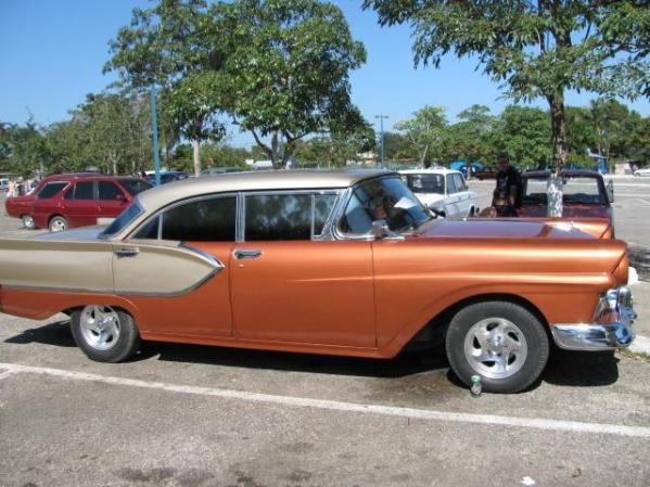 reliquias de la epoca no faltan en cuba !!