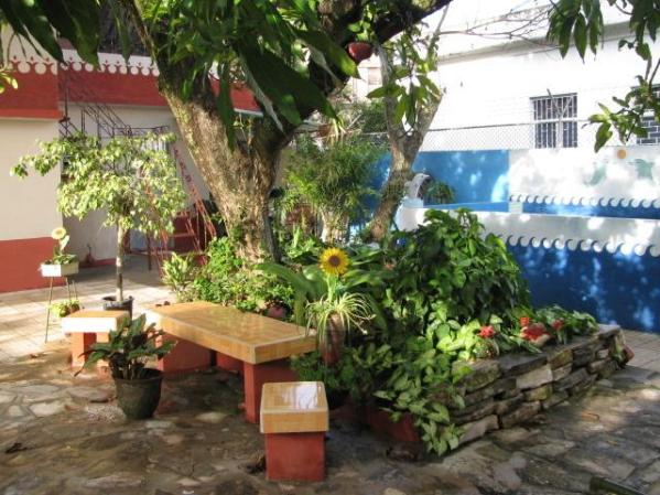 el patio de mi casa en cuba , como te extrano !!!