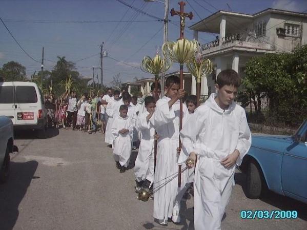 semana santa en mi barrio los pinos el primeo es mi hijo del alma