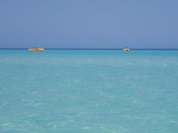 VARADERO QUE AGUA MAS CRISTALINA . <br /> ¿Tienes fotos como esta? Quieres compartirlas? Hazlo aquí <br />