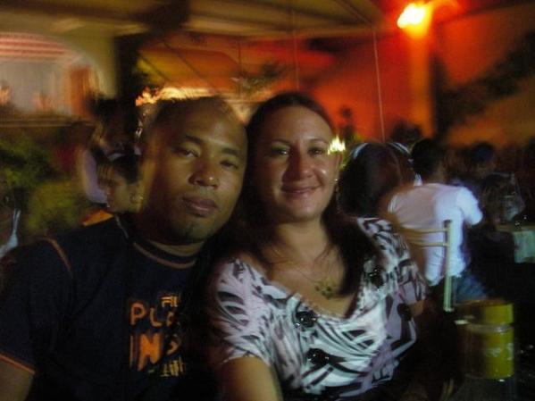 Mi esposo y yo en la disco