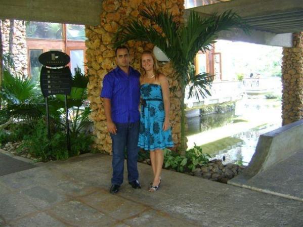 julio/2009 Cujae-cuba-Amy en su graduacion como ingeniera