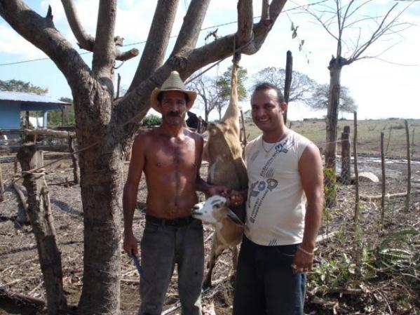 matando un chivo en amansio camaguey