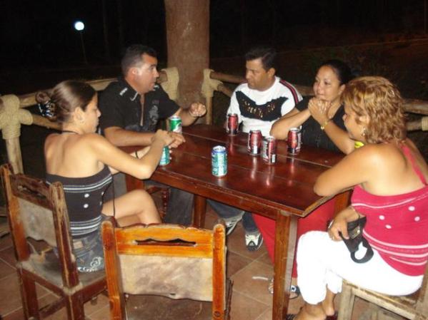 con mi familia en el ranchon , las tunas