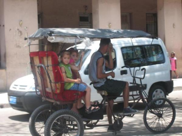 En cuba paseando por Carlos lll