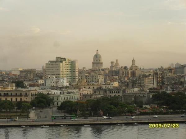 VISTA DE LA HABANA DESDE EL MORRO.