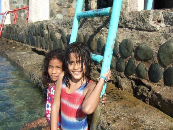 bia y wendy en costa morena.