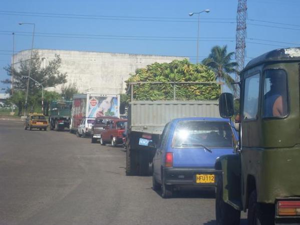 No hay carne pero platano si.