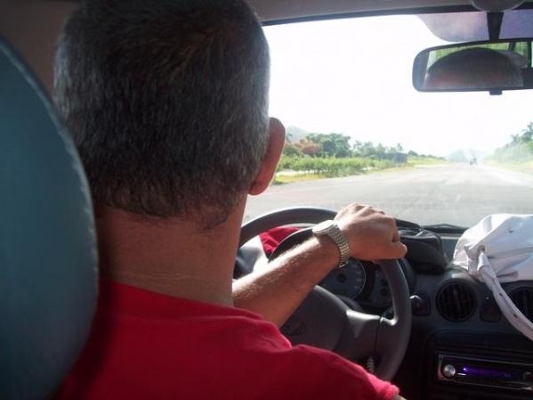 mi puro manejando en camino para trinidad