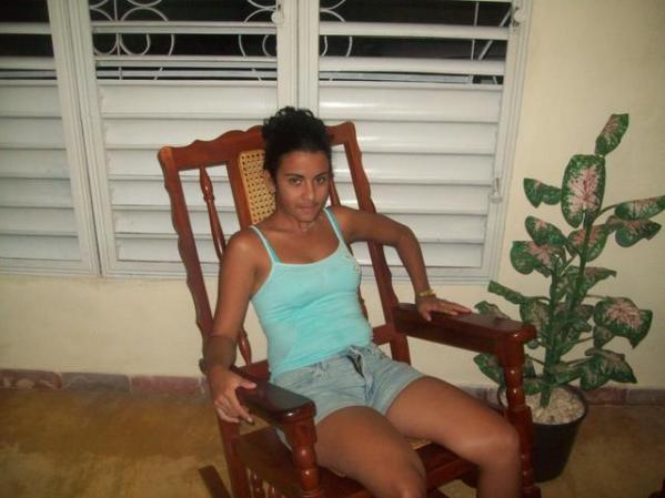 esta es jenny la jevita de julito por 8 anos q aguante