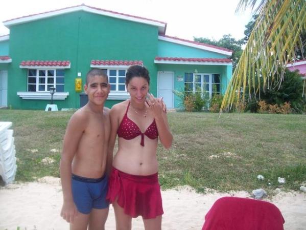 mi manguito liset y mi hermano