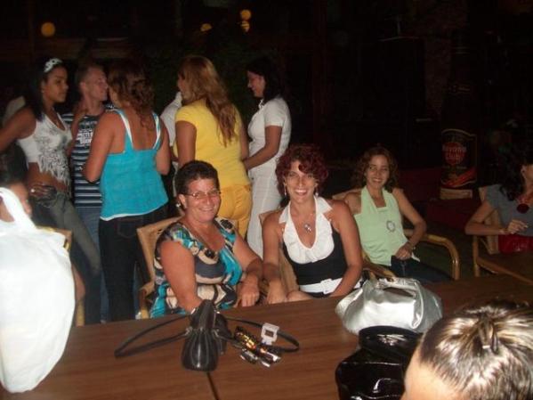 mi tia mery y emilia