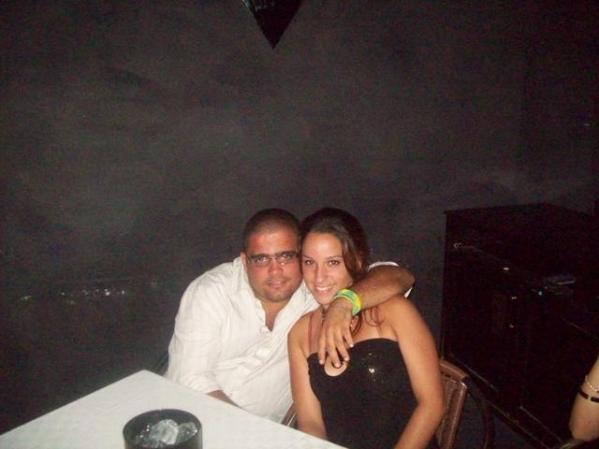 yo con mi puchi en el capri ,q buenos momentos aquellos