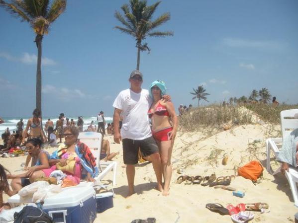 en familia en la playa .