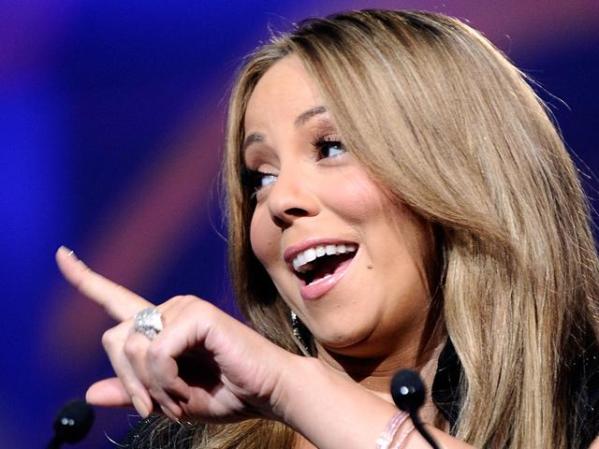 Mariah causa controversia porque se sugirió que estaba tomada.