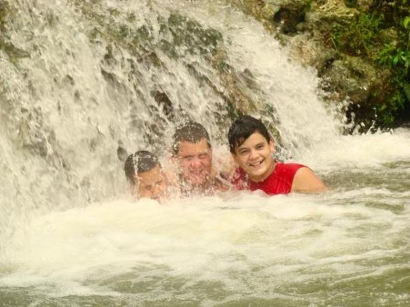 mis hijos gosando de lo lindo