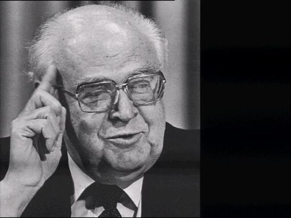 8 de abril, 2010: Fallece Anatoly Dobrynin, veterano diplomático soviético y persona clave de la Guerra Fría, a los 90 años.